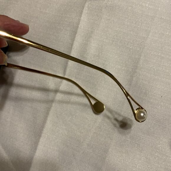 Oversized blue light glasses.  See all photos - Picture 6 of 10